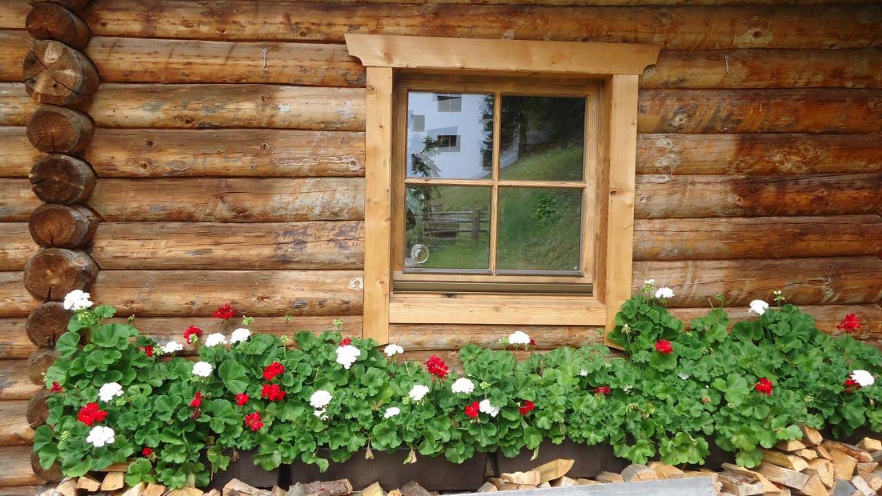 Almnest In Hochfuegen Mit Privat Spa Exterior photo
