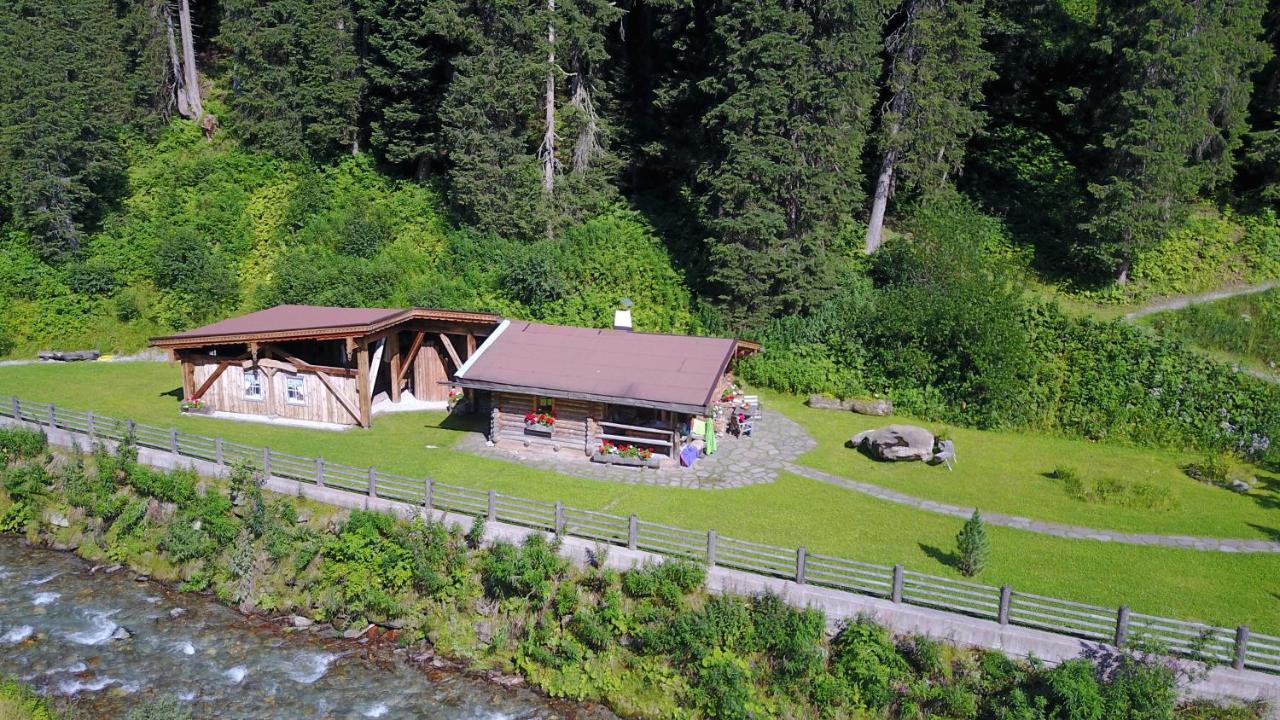 Almnest In Hochfuegen Mit Privat Spa Exterior photo
